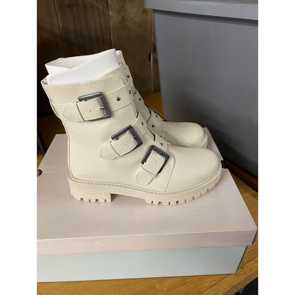 SO Shoes - SO Good For Life Willa Women's Combat Boot Color Bone Size 6